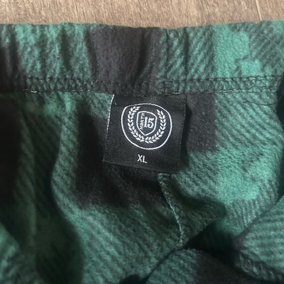 Green and Black Checkered Pajama Pants - Picture 4 of 5